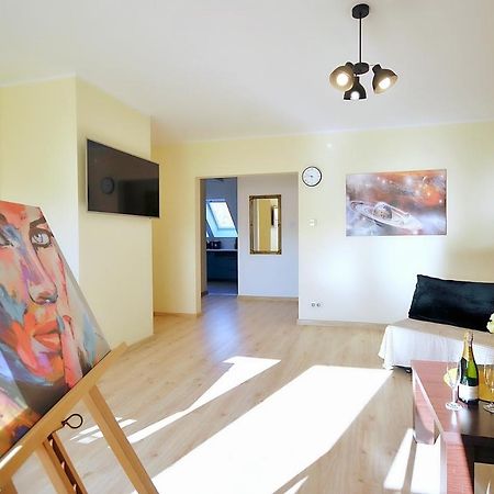50 M Do Plazy Thobruk Apartamenty Piekna Dama Z Kolobrzegu Buitenkant foto