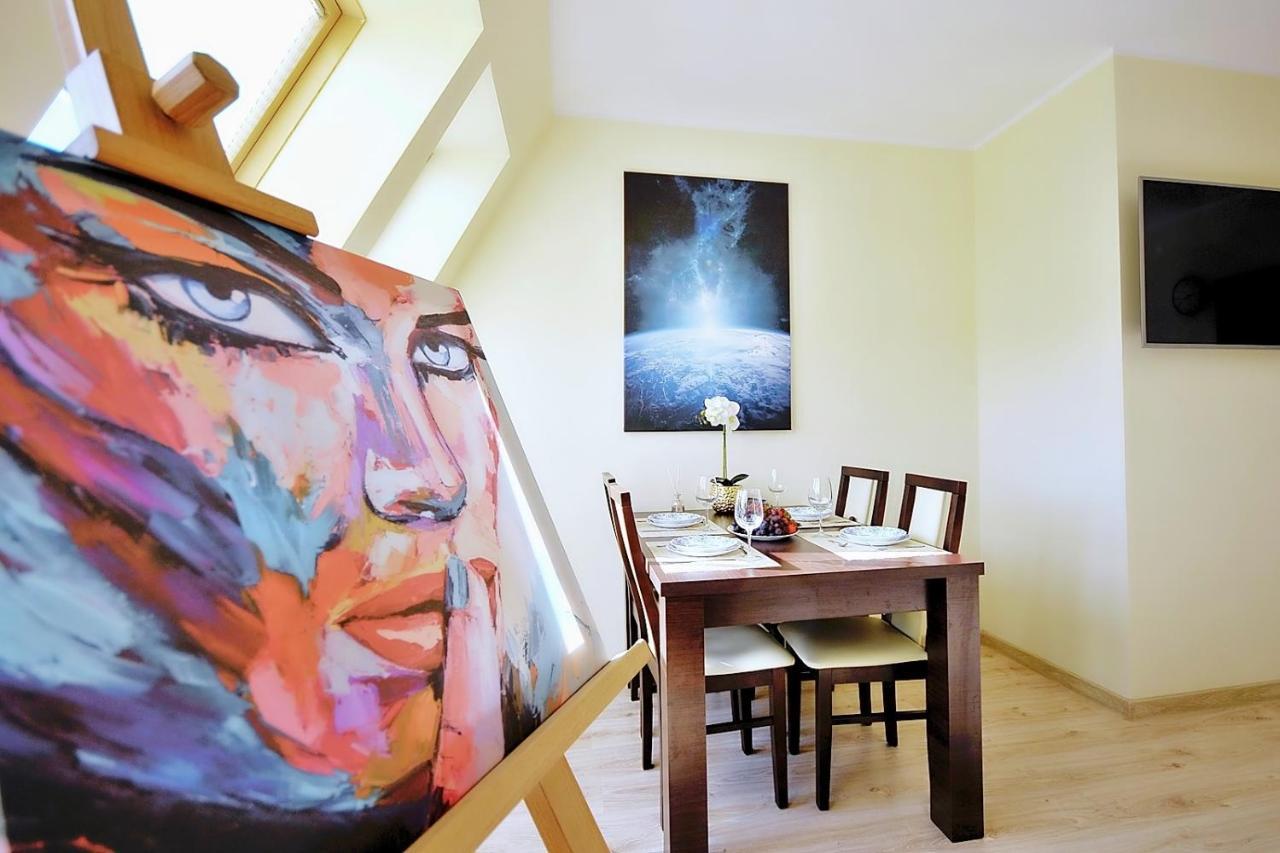 50 M Do Plazy Thobruk Apartamenty Piekna Dama Z Kolobrzegu Buitenkant foto