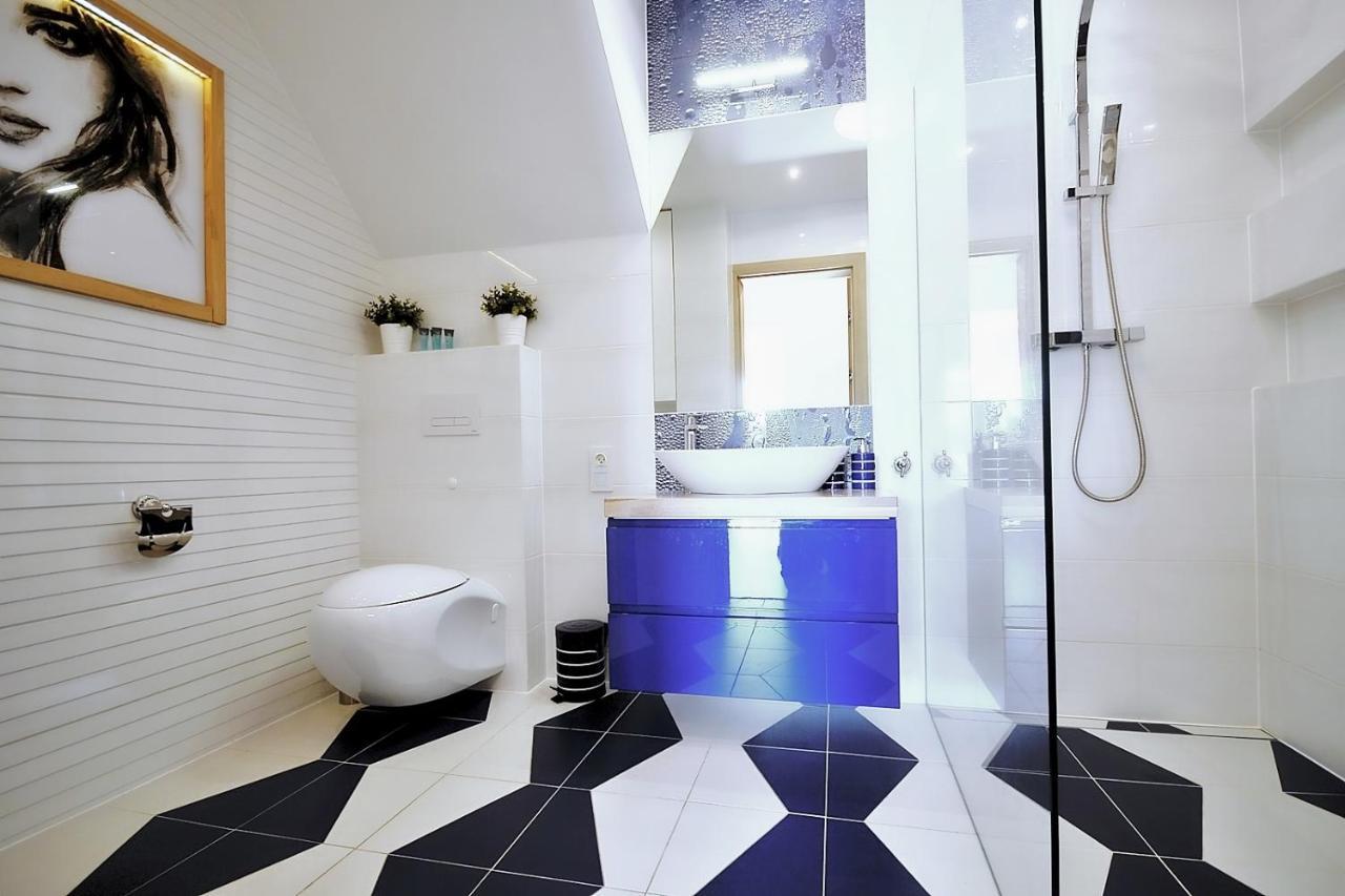 50 M Do Plazy Thobruk Apartamenty Piekna Dama Z Kolobrzegu Buitenkant foto