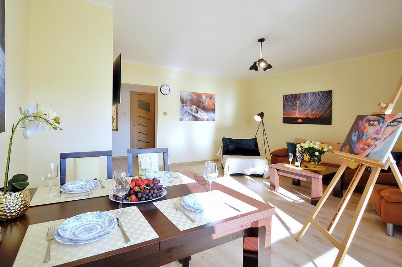 50 M Do Plazy Thobruk Apartamenty Piekna Dama Z Kolobrzegu Buitenkant foto