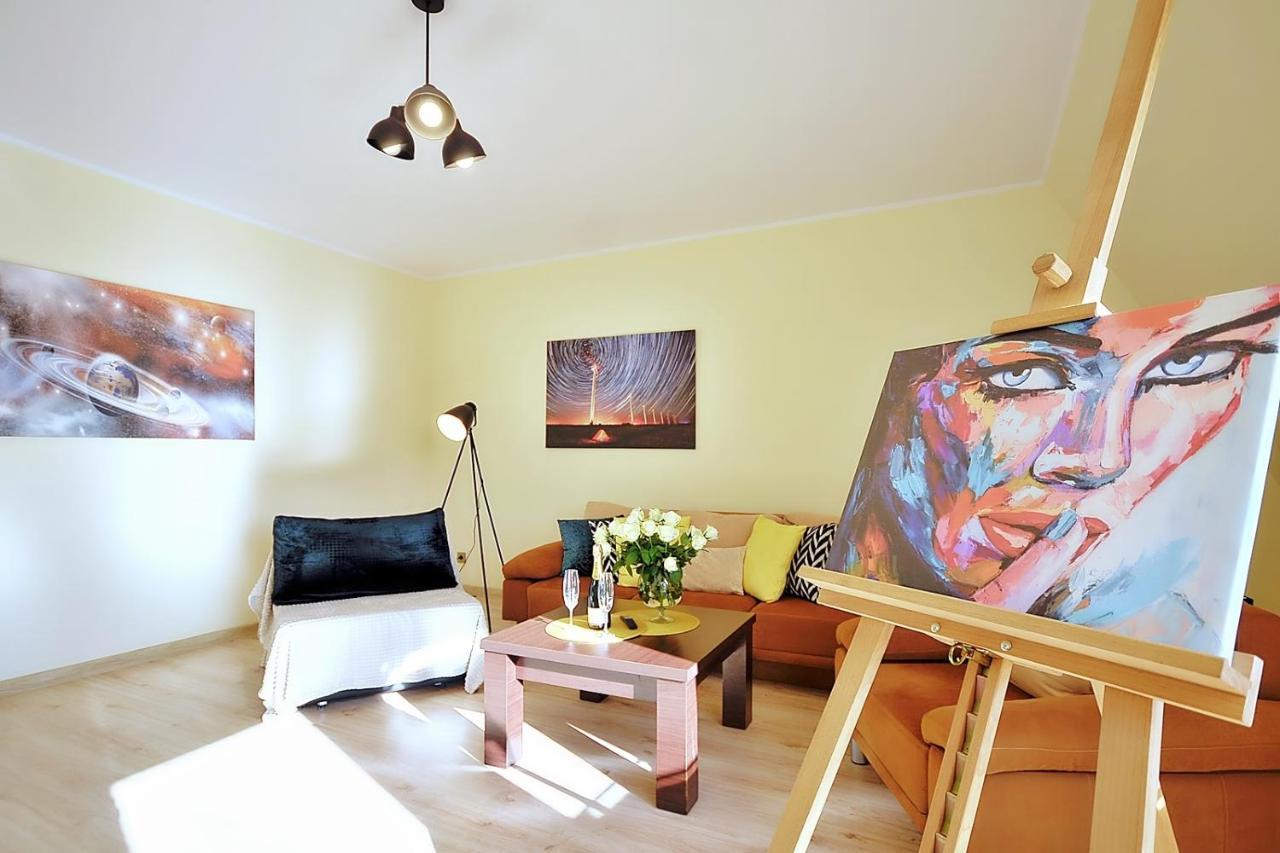 50 M Do Plazy Thobruk Apartamenty Piekna Dama Z Kolobrzegu Buitenkant foto