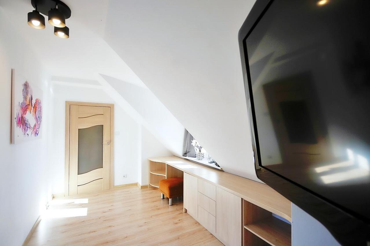 50 M Do Plazy Thobruk Apartamenty Piekna Dama Z Kolobrzegu Buitenkant foto