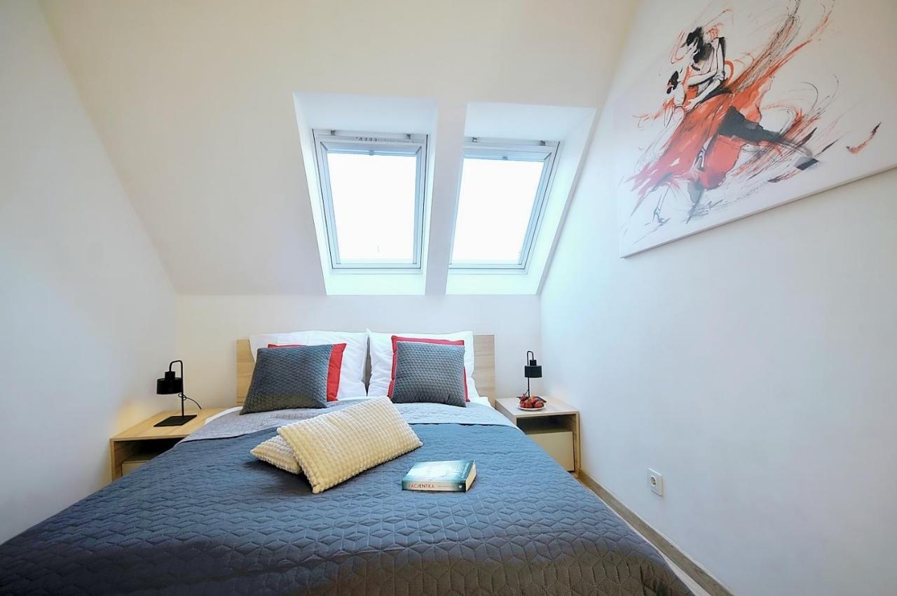 50 M Do Plazy Thobruk Apartamenty Piekna Dama Z Kolobrzegu Buitenkant foto