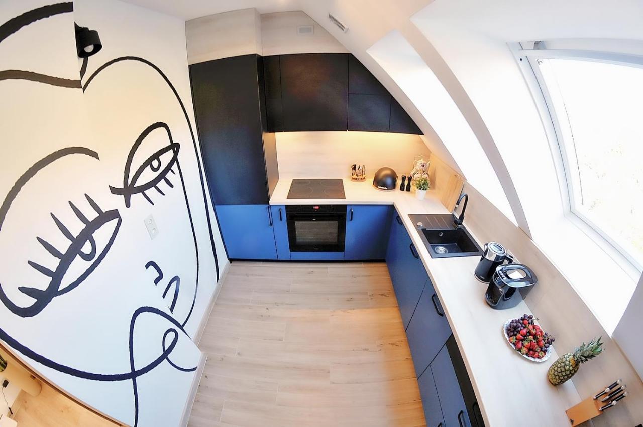50 M Do Plazy Thobruk Apartamenty Piekna Dama Z Kolobrzegu Buitenkant foto