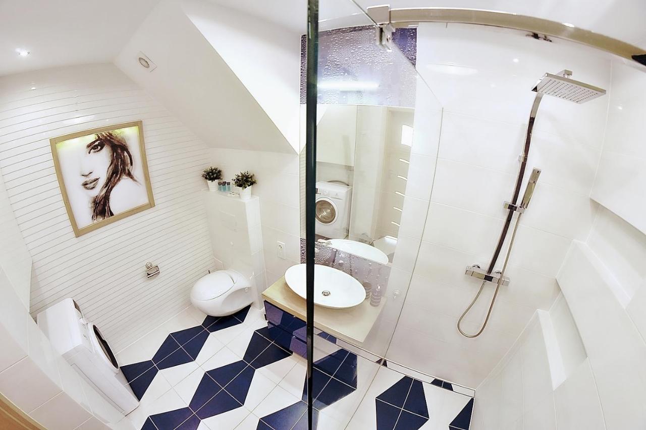 50 M Do Plazy Thobruk Apartamenty Piekna Dama Z Kolobrzegu Buitenkant foto